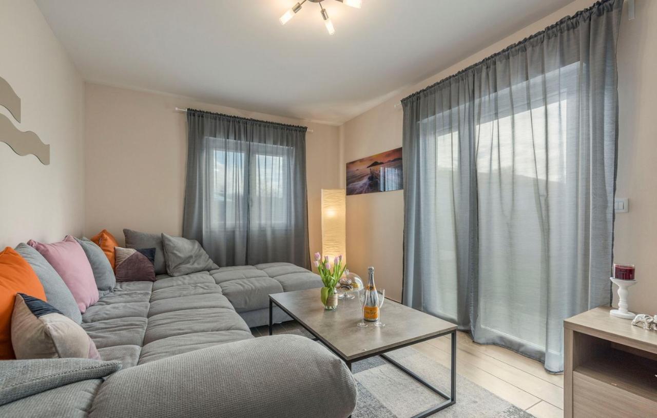 פורץ Villa Frontera Croatia מראה חיצוני תמונה